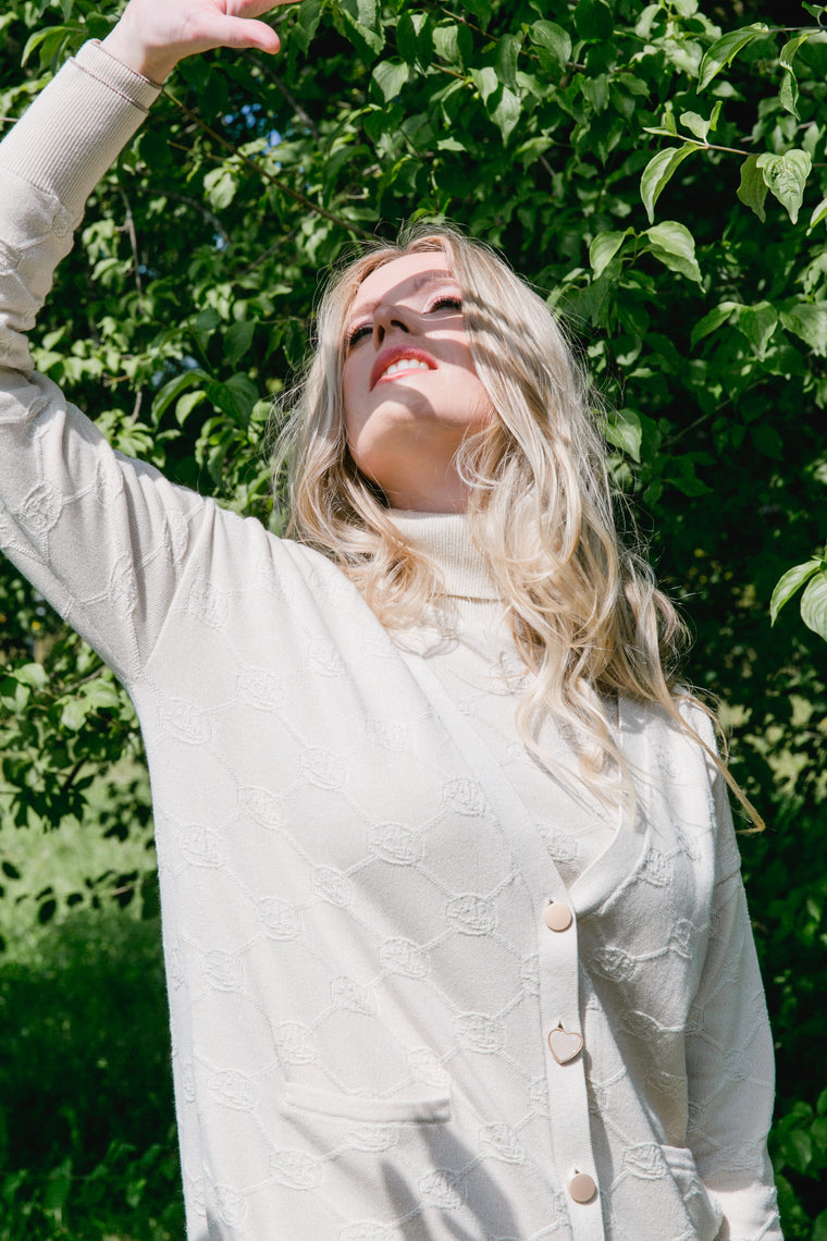 "Womenswear-cardigan-soft-handfeel-organic-cotton-regular-fit-pockets-buttons-longer-length-cozy-Lovesophia"